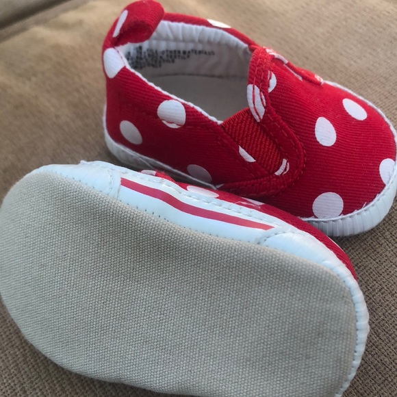 Baby gap polka dot shoes RED/WHITE NWOT - Picture 2 of 2